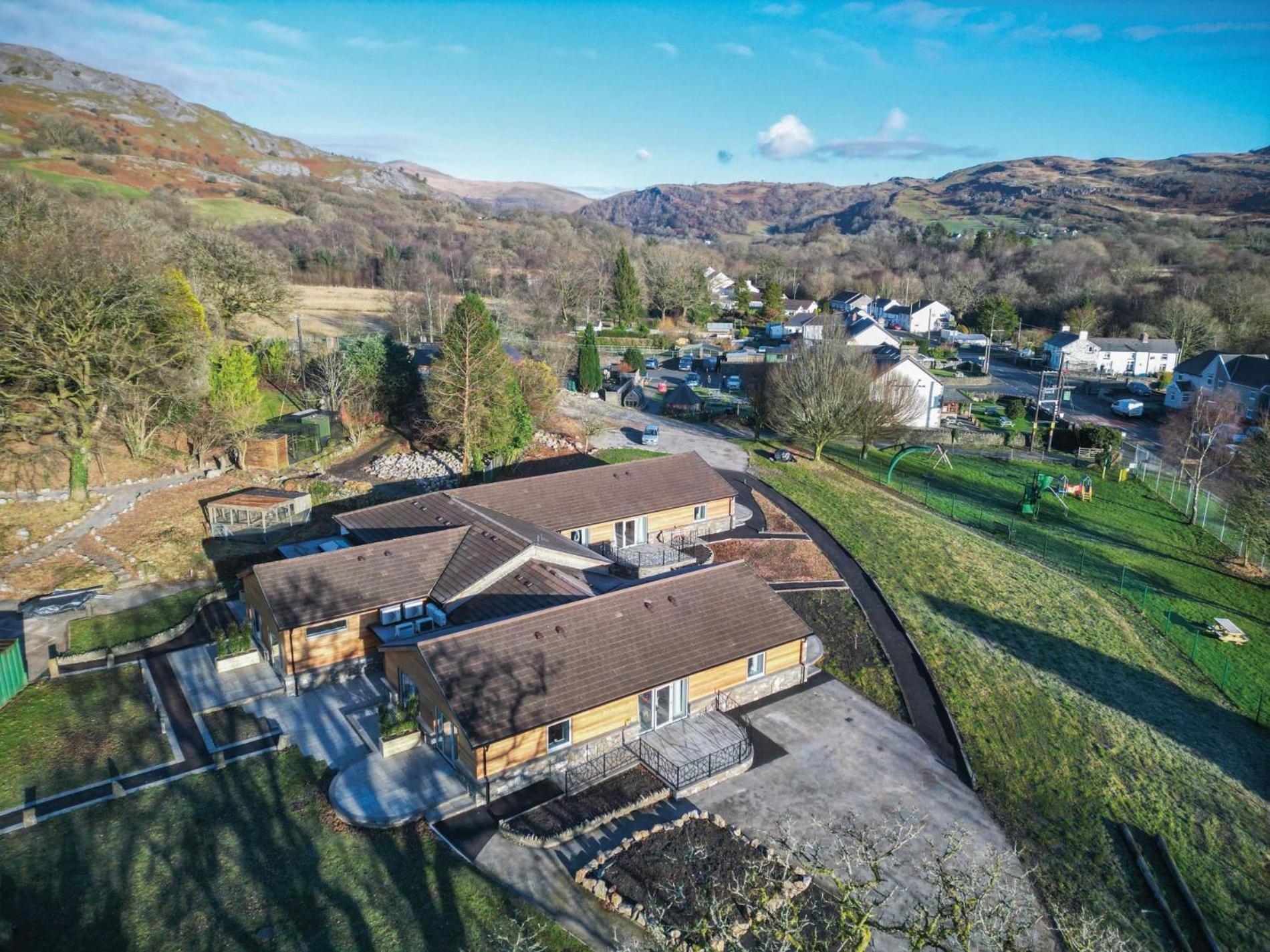 Suite 1 - Sleeping Giant Hotel - Pen Y Cae Inn Brecon Exterior foto