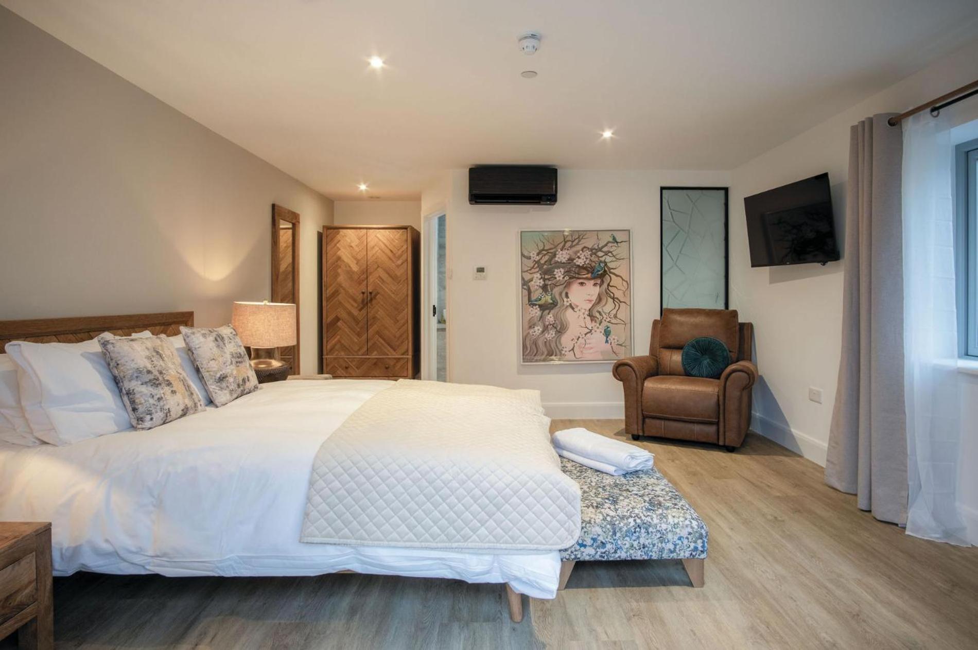 Suite 1 - Sleeping Giant Hotel - Pen Y Cae Inn Brecon Exterior foto