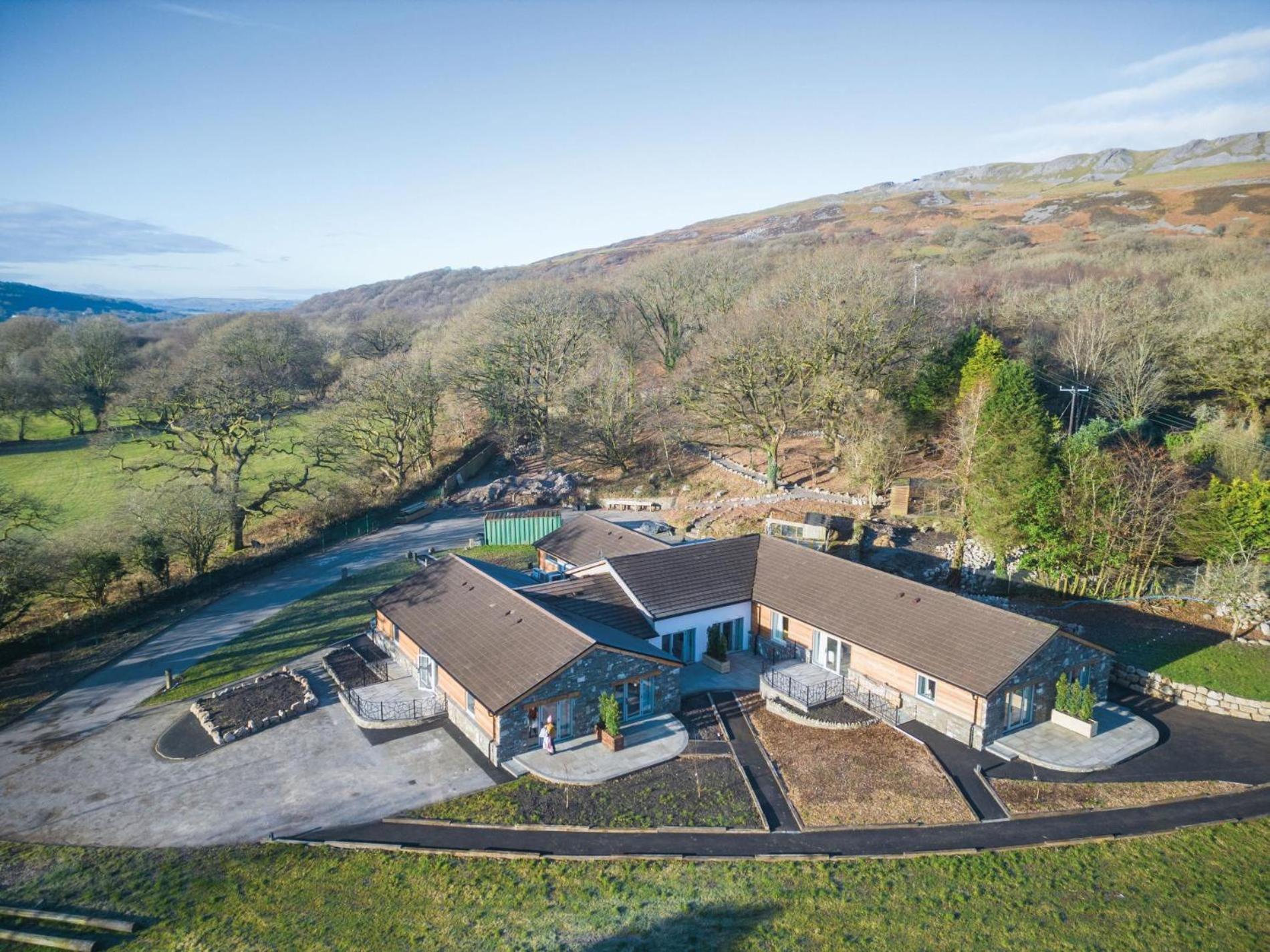 Suite 1 - Sleeping Giant Hotel - Pen Y Cae Inn Brecon Exterior foto